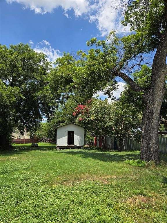 0.172 Acres of Residential Land for Sale in Comanche, Texas