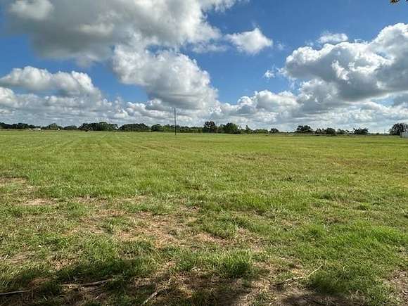 3.6 Acres of Land for Sale in Kaufman, Texas