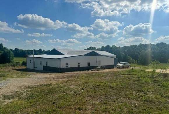 2.07 Acres of Mixed-Use Land for Sale in Hardyville, Kentucky