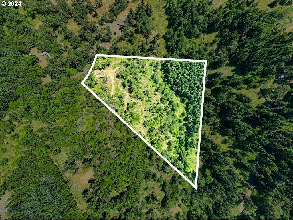 14.62 Acres of Commercial Land for Sale in Oakland, Oregon