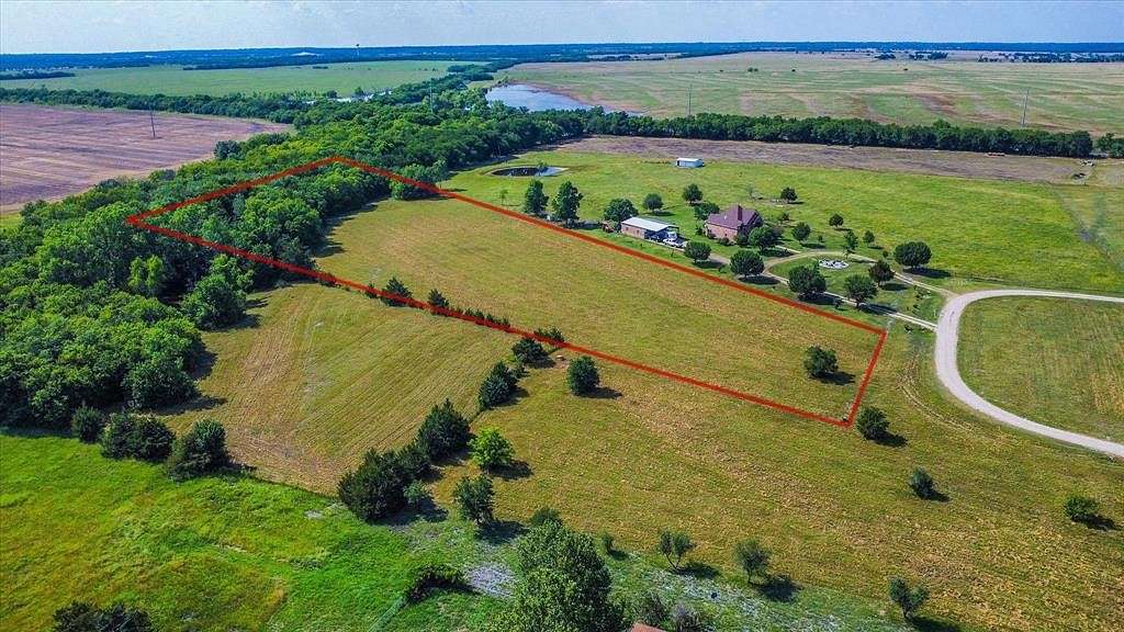 5.062 Acres of Land for Sale in Greenville, Texas