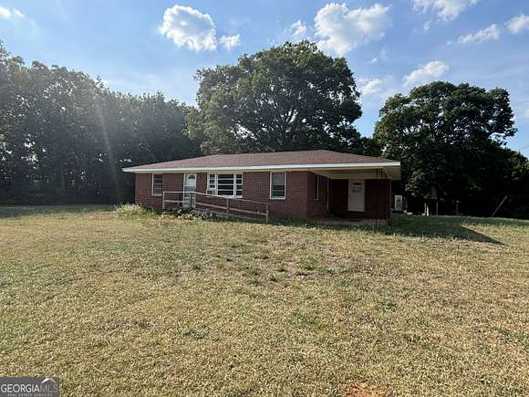 2 Acres of Residential Land with Home for Sale in Commerce, Georgia