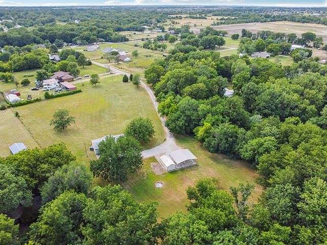 4.96 Acres of Residential Land with Home for Sale in Owasso, Oklahoma