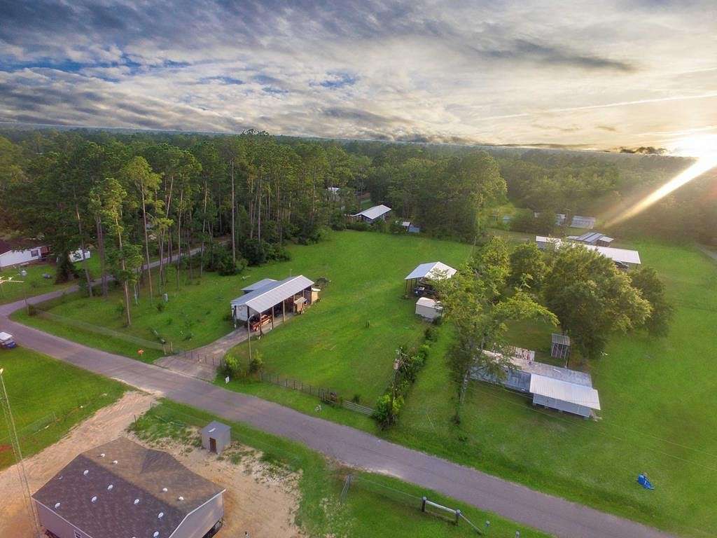 1.5 Acres of Residential Land for Sale in Wewahitchka, Florida