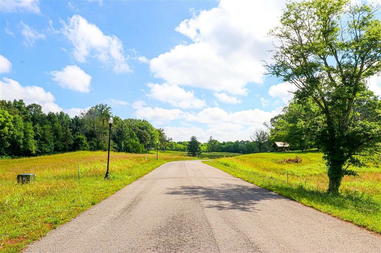 1 Acre of Residential Land for Sale in Bowling Green, Kentucky