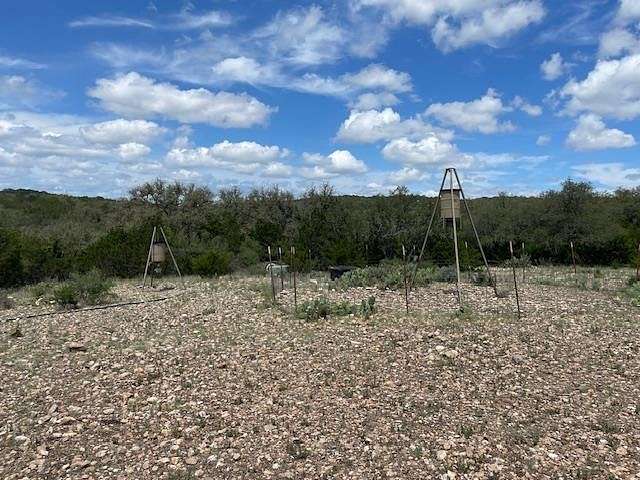 121 Acres of Land for Sale in Rocksprings, Texas