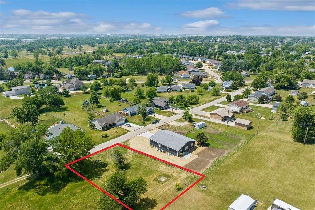 0.252 Acres of Residential Land for Sale in Cedar Rapids, Iowa
