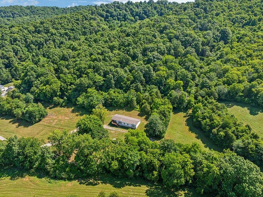 267.87 Acres of Land with Home for Sale in Lancaster, Tennessee