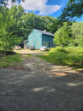 4 Acres of Residential Land with Home for Sale in Baldwin Town, Maine