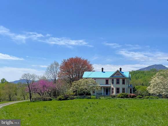 137.63 Acres of Land with Home for Sale in Sperryville, Virginia
