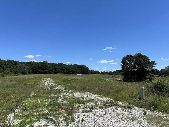 11.04 Acres of Land for Sale in Buffalo, Missouri