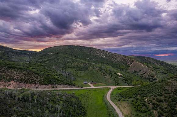 2444 Acres of Improved Recreational Land for Sale in Hayden, Colorado