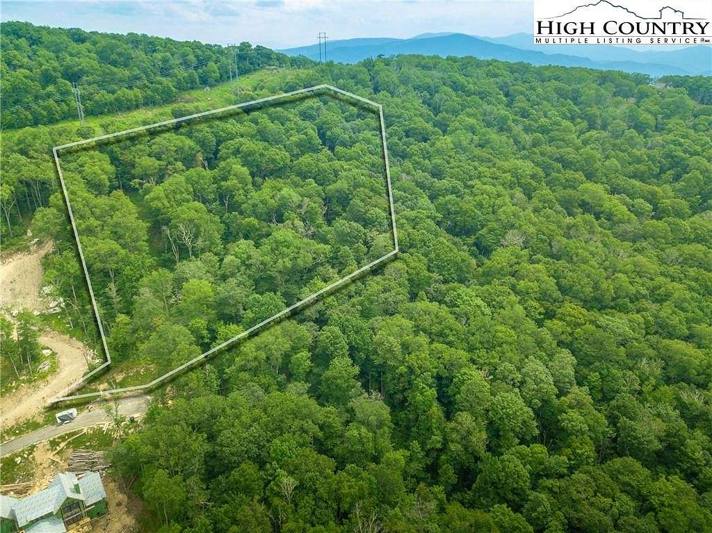 5 Acres of Land for Sale in Banner Elk, North Carolina