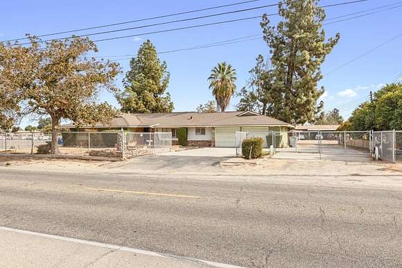 3.88 Acres of Residential Land with Home for Sale in Fresno, California