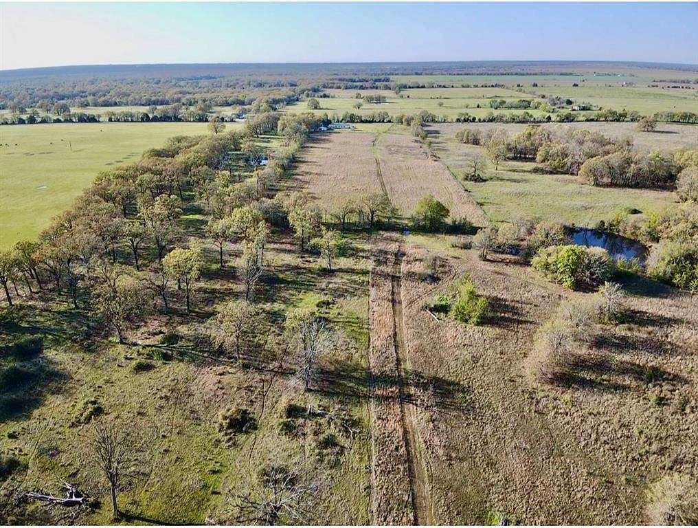 29.811 Acres of Land for Sale in Honey Grove, Texas