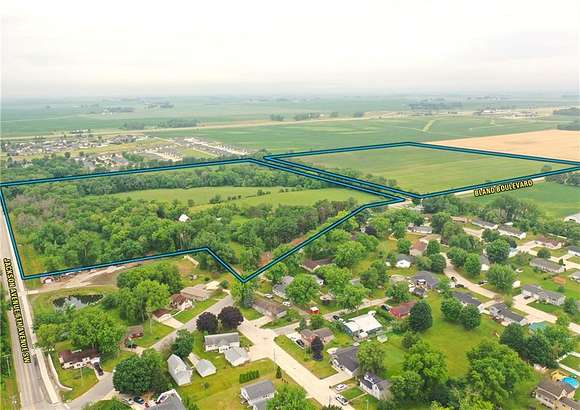 77.7 Acres of Agricultural Land for Sale in Independence, Iowa