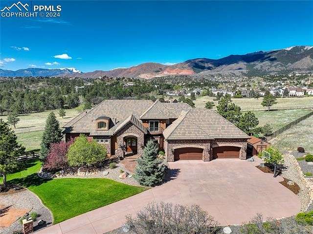 5.44 Acres of Residential Land with Home for Sale in Colorado Springs, Colorado