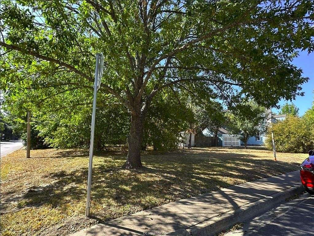 0.118 Acres of Mixed-Use Land for Sale in Bryan, Texas