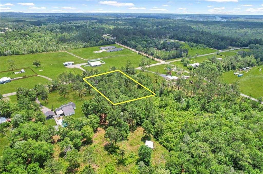 3.49 Acres of Residential Land for Sale in Blackshear, Georgia