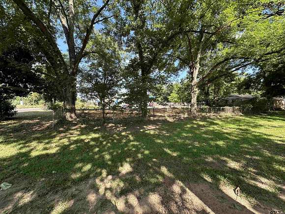 0.3 Acres of Commercial Land for Sale in Jacksonville, Texas