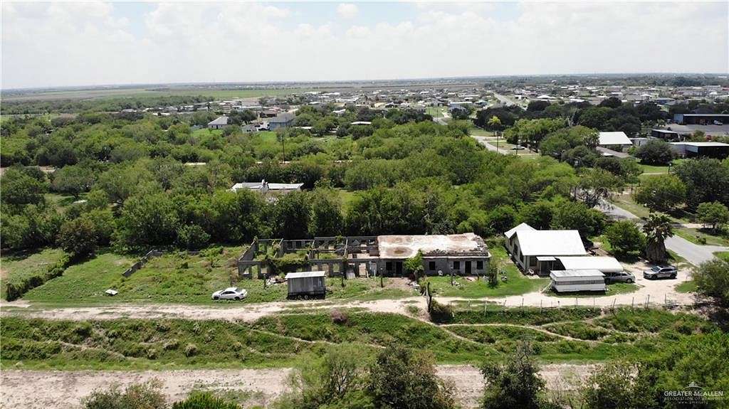 5.69 Acres of Land with Home for Sale in Weslaco, Texas