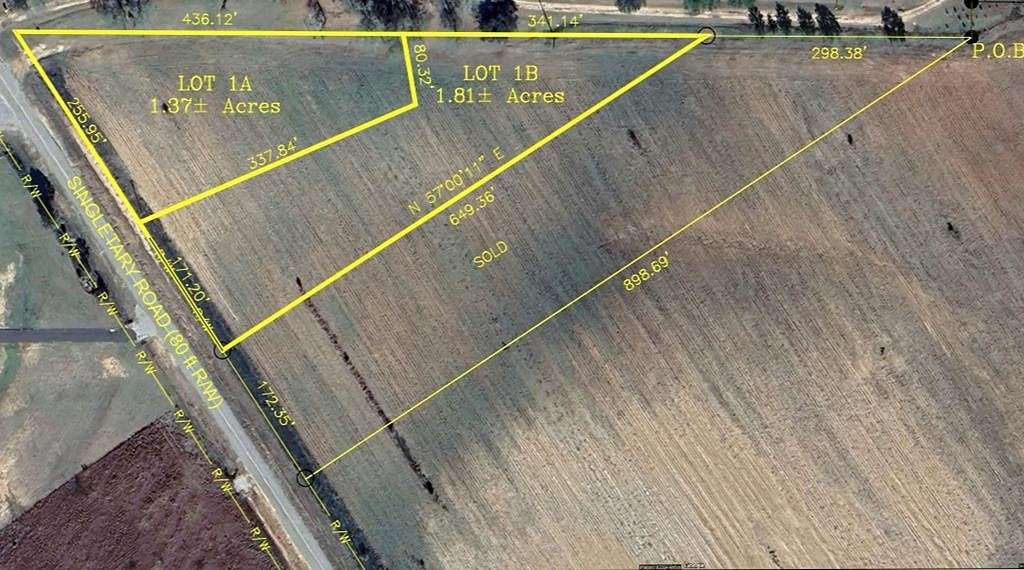 1.37 Acres of Residential Land for Sale in Slocomb, Alabama