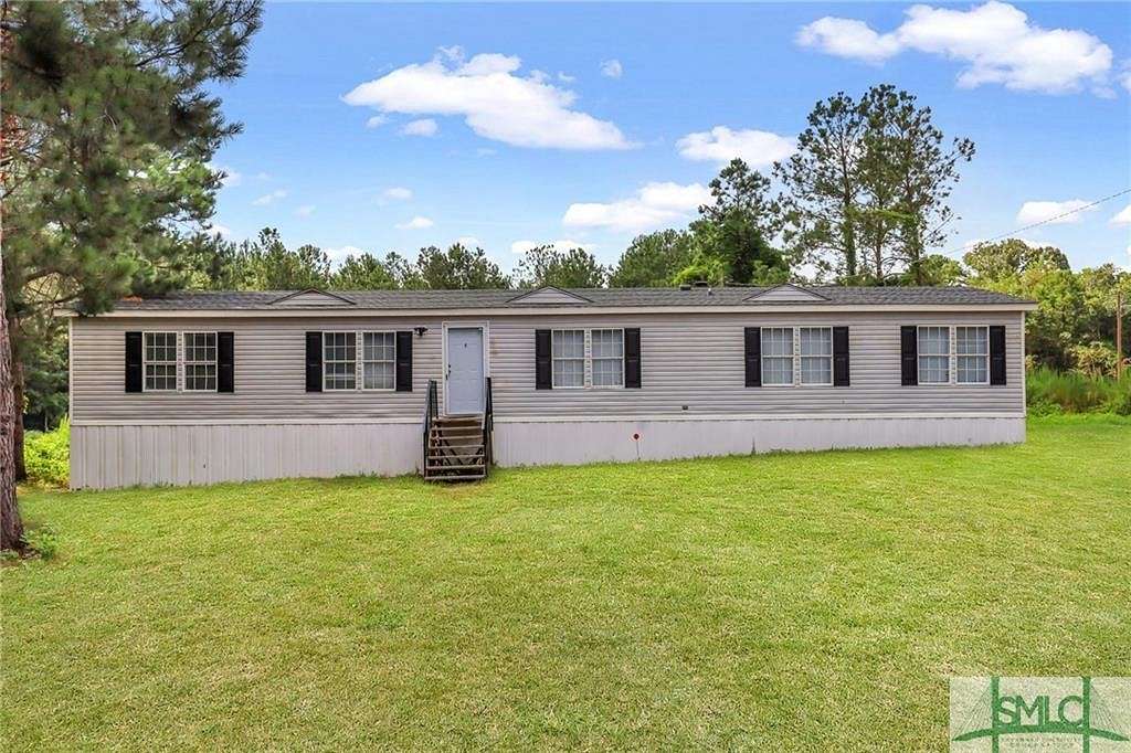 5 Acres of Residential Land with Home for Sale in Statesboro, Georgia