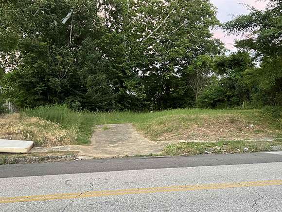 0.06 Acres of Commercial Land for Sale in Memphis, Tennessee