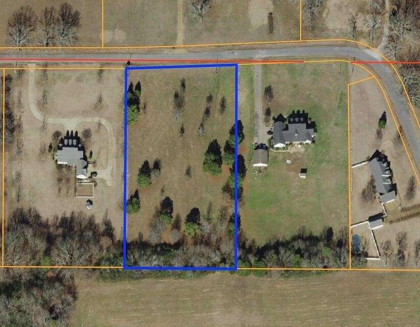 3 Acres of Residential Land for Sale in Corinth, Mississippi