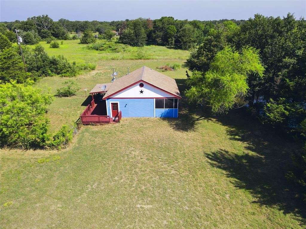 5.08 Acres of Residential Land for Sale in Corsicana, Texas