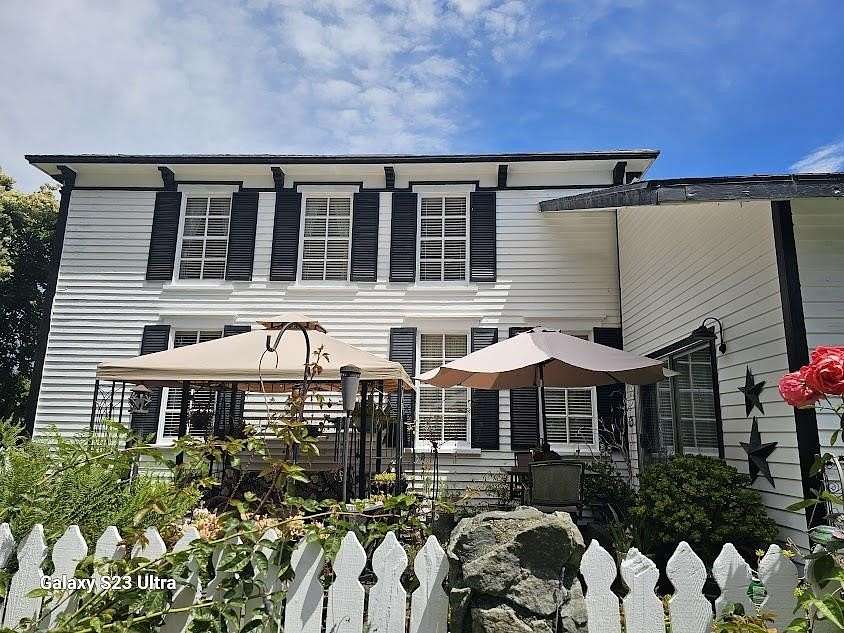 4 Acres of Land with Home for Sale in Crescent City, California