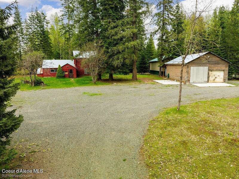 3.11 Acres of Residential Land with Home for Sale in Sandpoint, Idaho