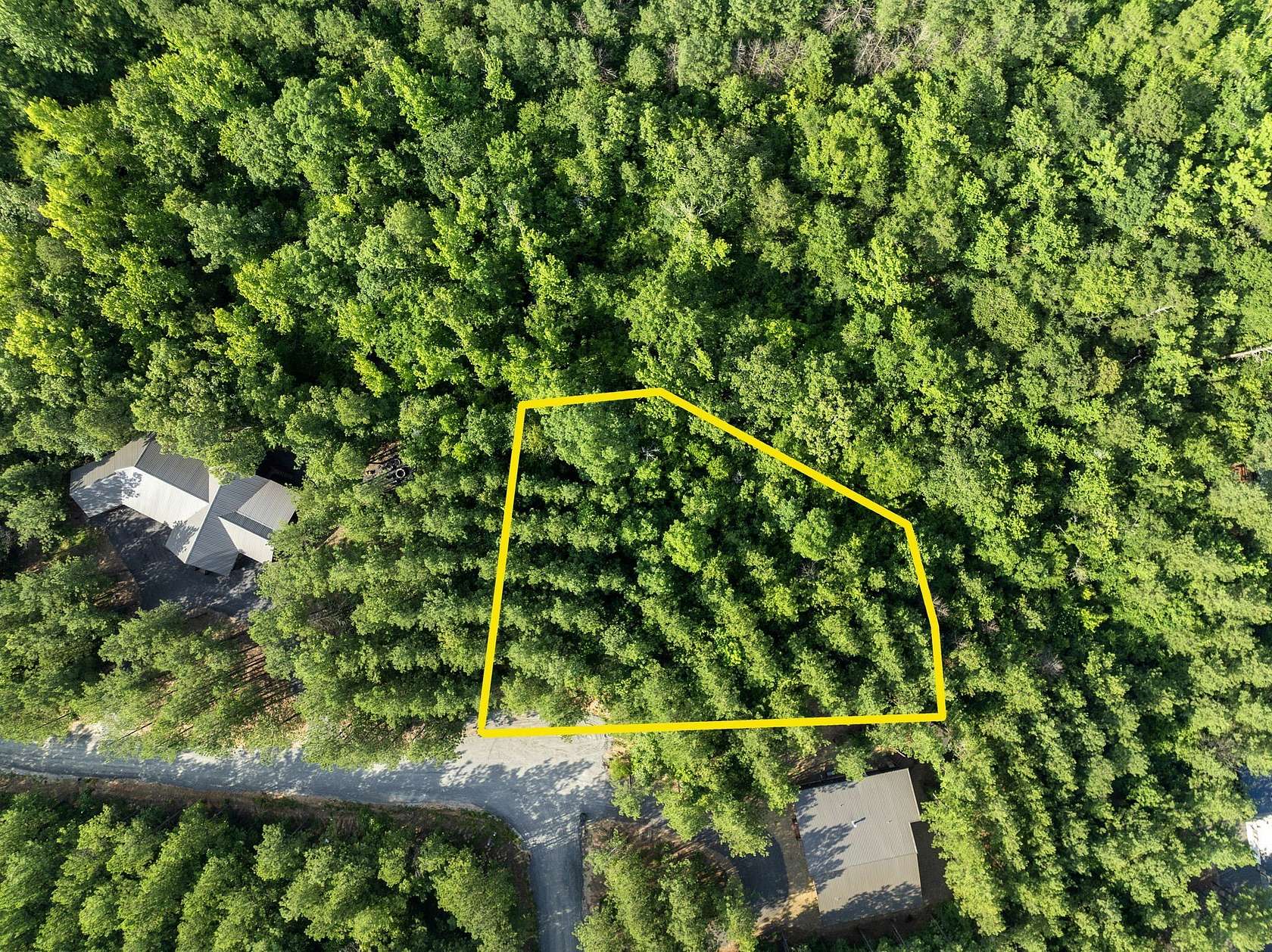 1.24 Acres of Residential Land for Sale in Broken Bow, Oklahoma