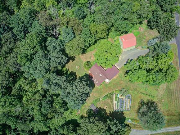 8.46 Acres of Residential Land with Home for Sale in Columbia, Connecticut