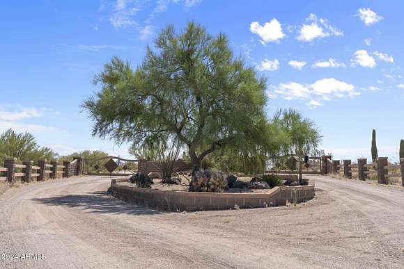 4.69 Acres of Residential Land for Sale in Oracle, Arizona