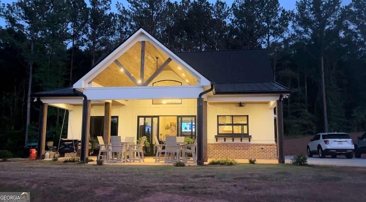 17.49 Acres of Land with Home for Sale in Monroe, Georgia