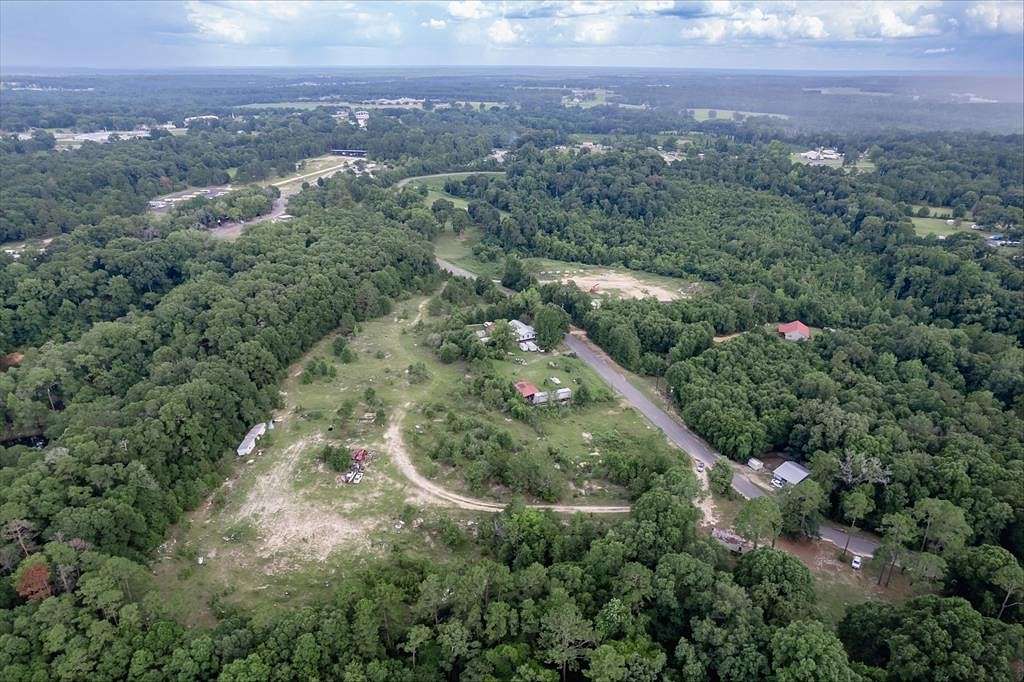 8.5 Acres of Land for Sale in Andalusia, Alabama