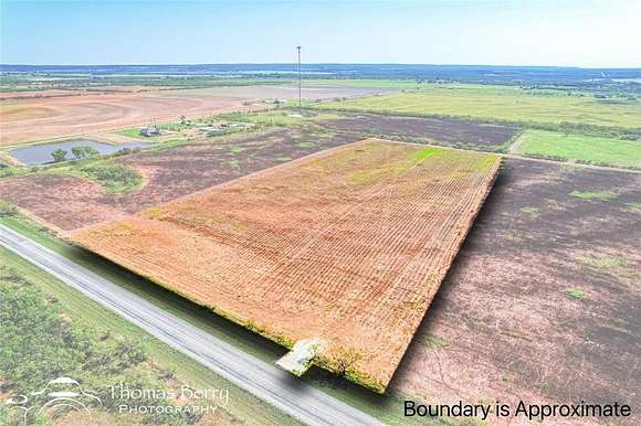 10 Acres of Residential Land for Sale in Lawn, Texas