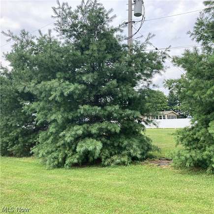 1.89 Acres of Residential Land for Sale in Garrettsville, Ohio