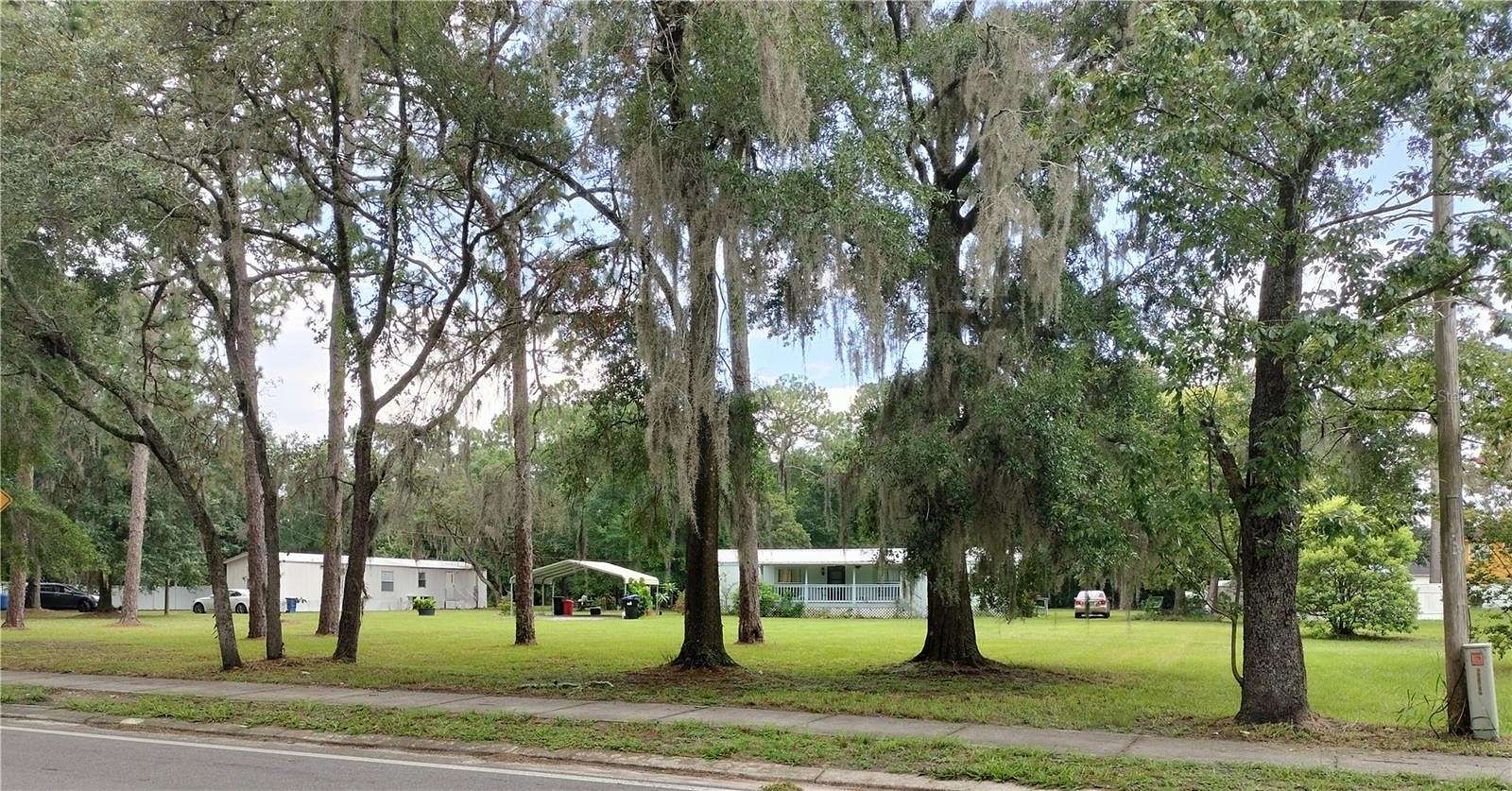 4.61 Acres of Residential Land with Home for Sale in Apopka, Florida