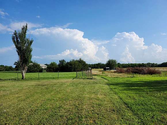 10 Acres of Land with Home for Sale in Towanda, Kansas
