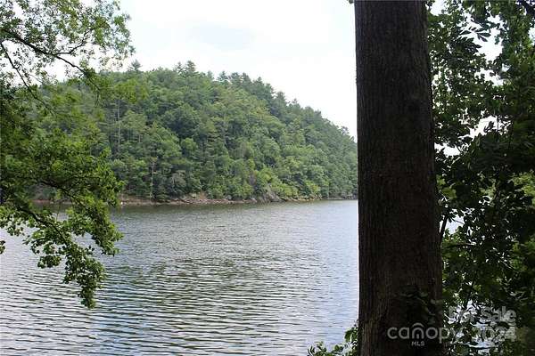 8 Acres of Land for Sale in Waynesville, North Carolina