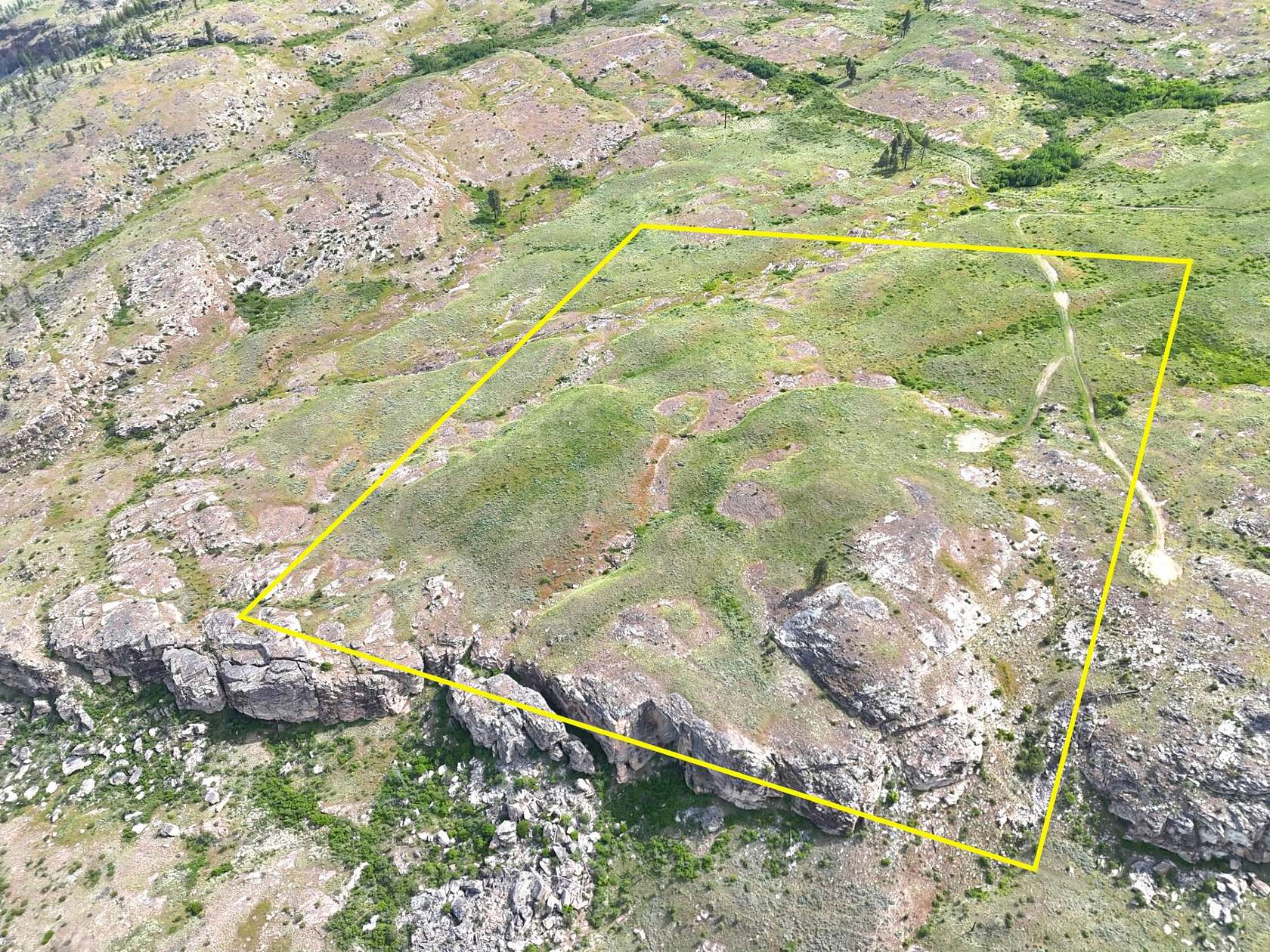 40 Acres of Recreational Land for Sale in Tonasket, Washington