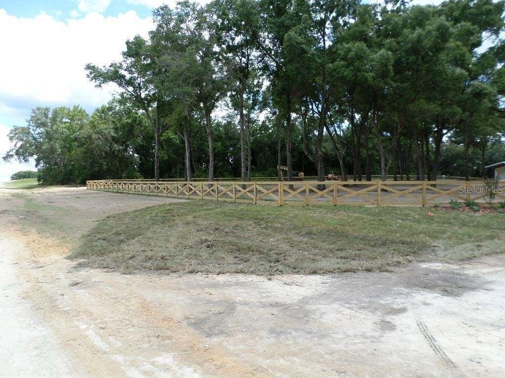 9.8 Acres of Land with Home for Sale in Dunnellon, Florida