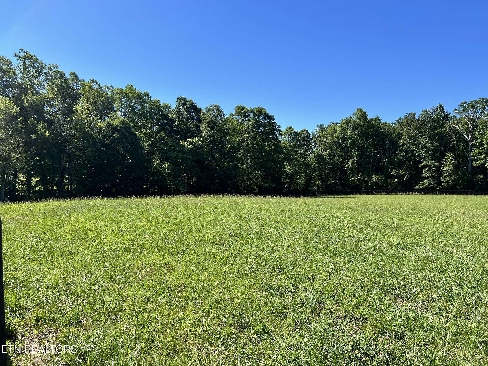 1.2 Acres of Residential Land for Sale in Crossville, Tennessee