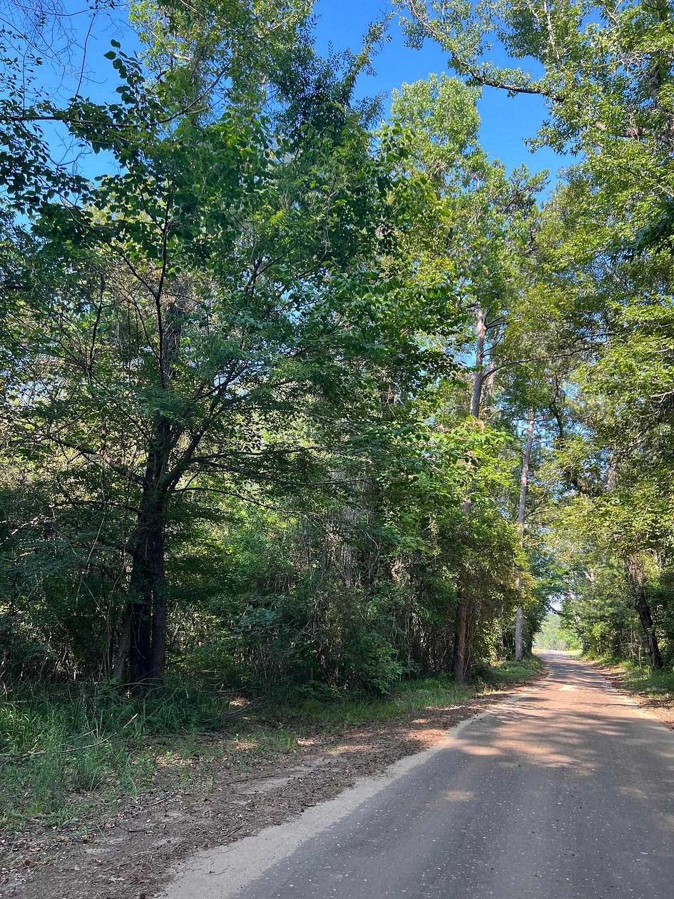 10 Acres of Recreational Land for Sale in Jasper, Texas