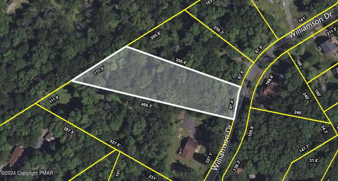 1.12 Acres of Residential Land for Sale in East Stroudsburg, Pennsylvania