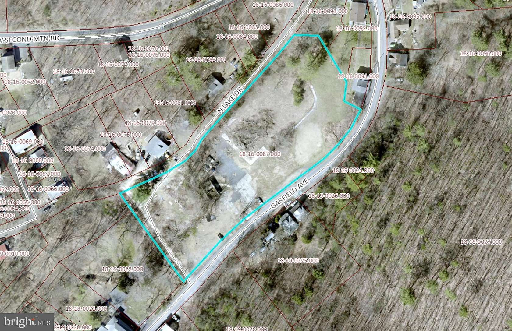 2.59 Acres of Residential Land for Sale in Pottsville, Pennsylvania