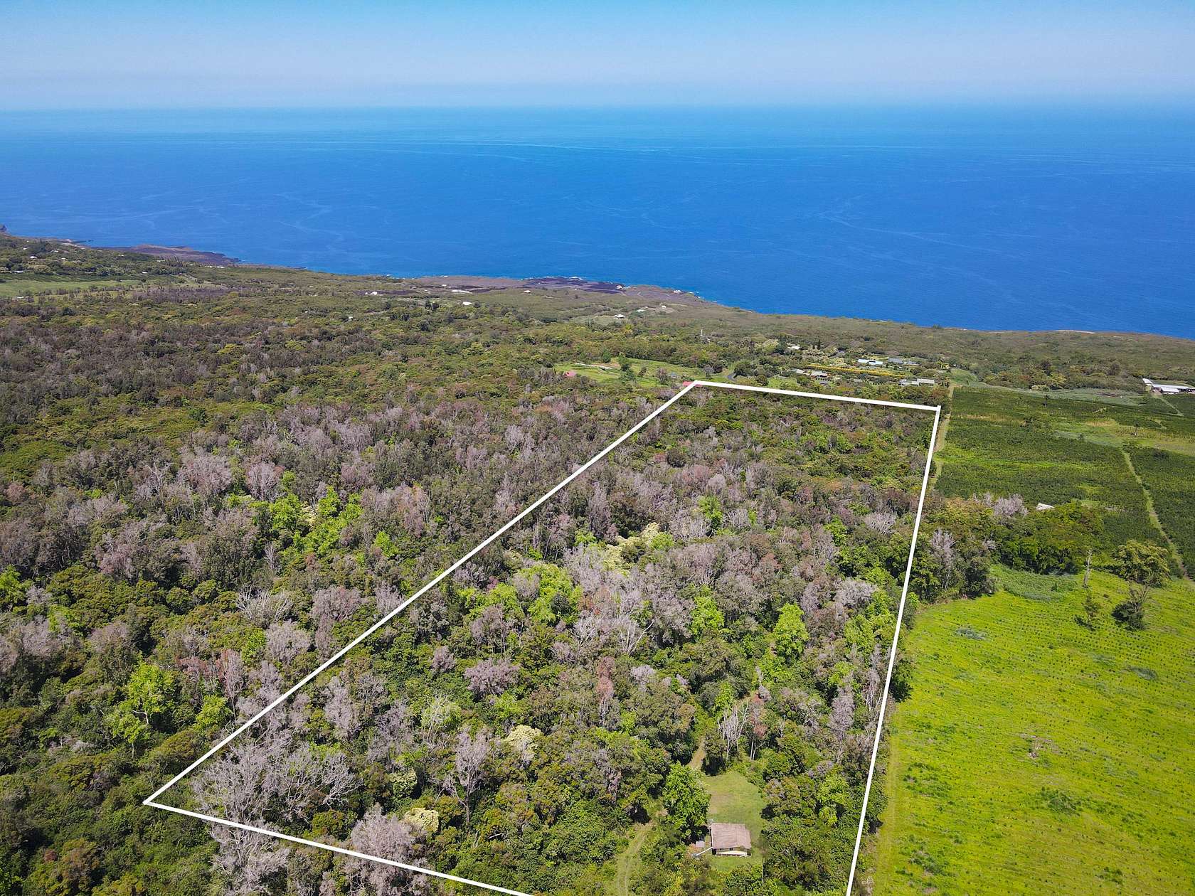 34.663 Acres of Land for Sale in Captain Cook, Hawaii