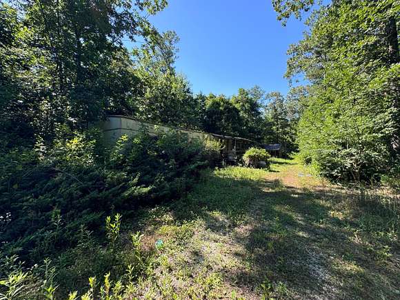 5 Acres of Residential Land with Home for Sale in Jasper, Alabama